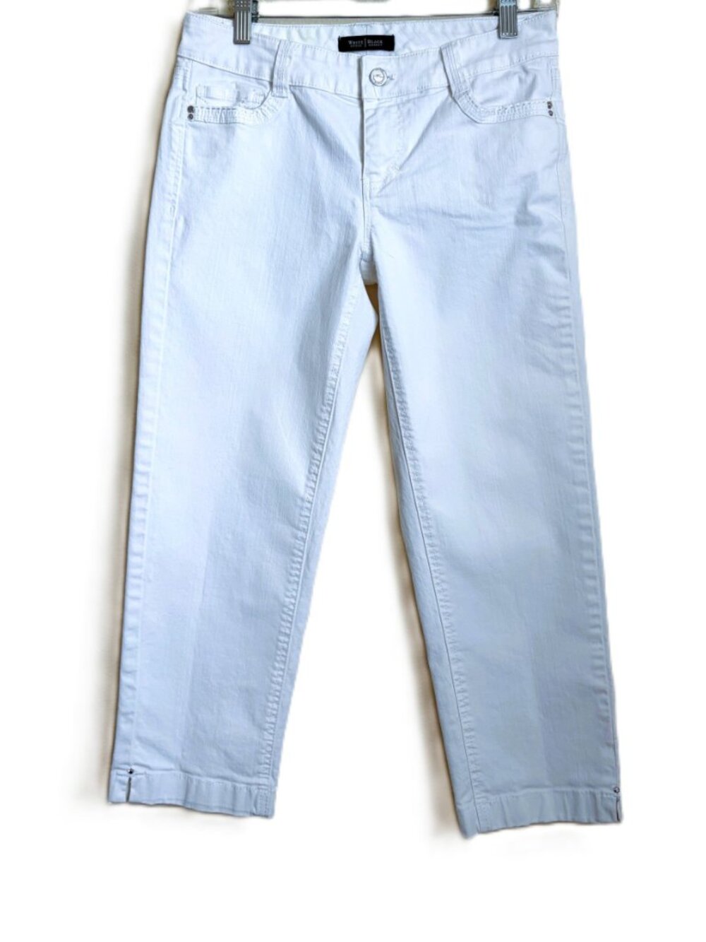 White House Black Market (WHBM) Straight Leg Capri – White Denim – Size 2